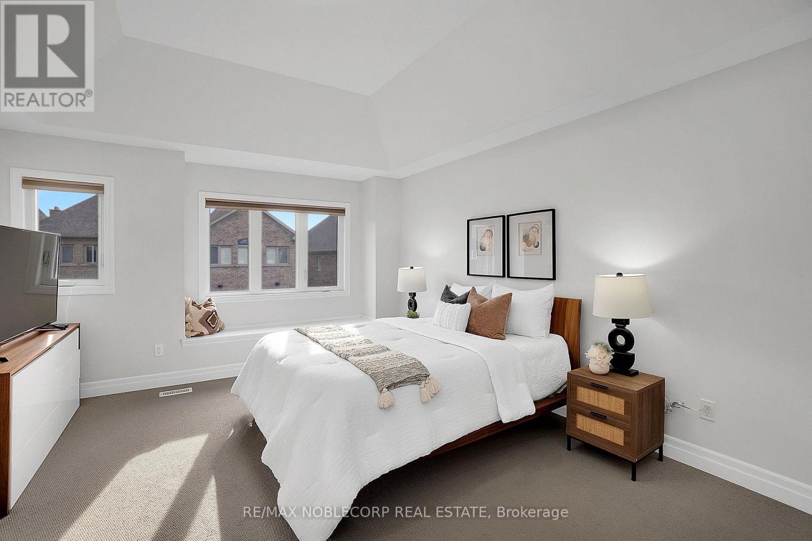 54 Wells Orchard Crescent, King, Ontario  L7B 0C6 - Photo 25 - N12571048