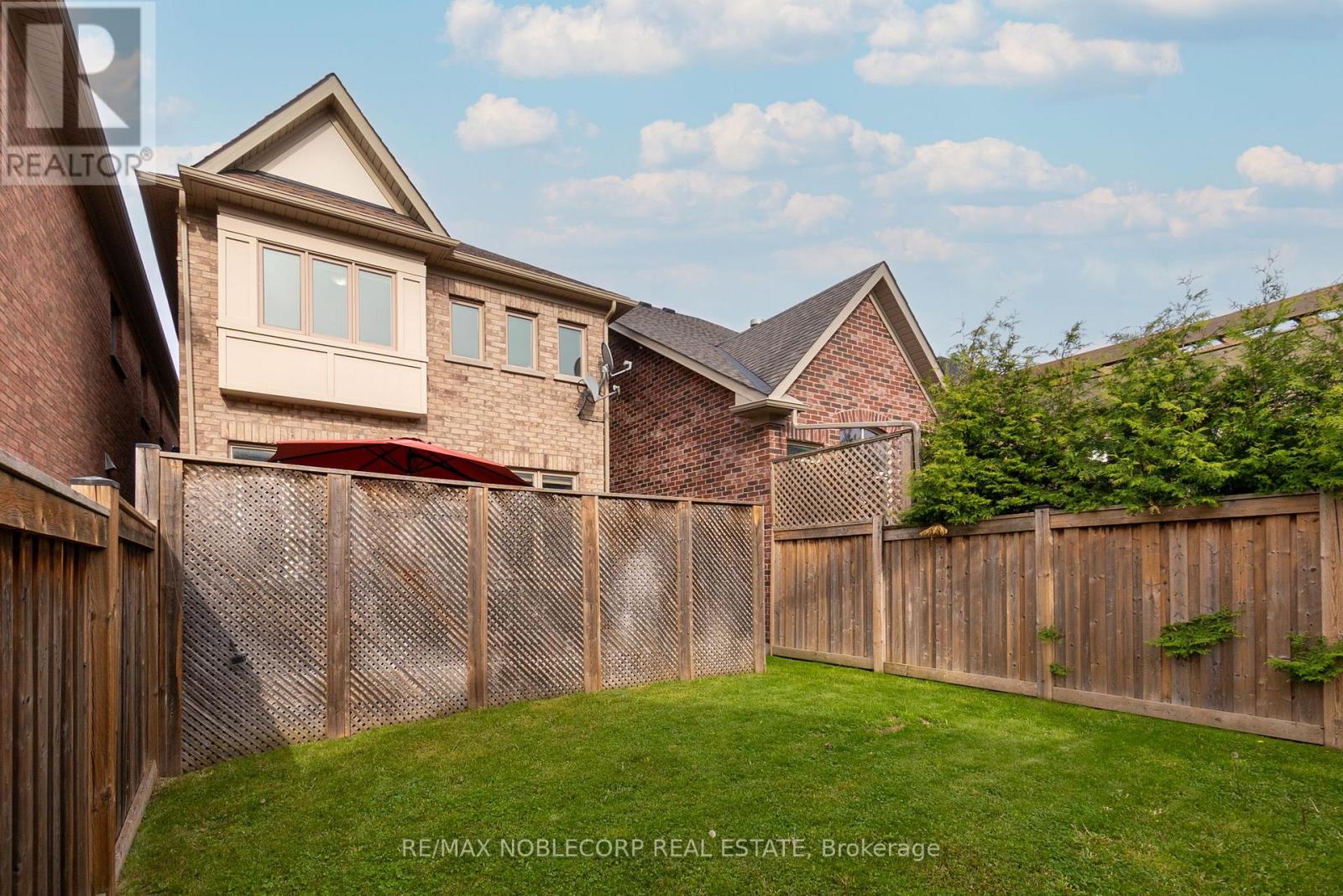 54 Wells Orchard Crescent, King, Ontario  L7B 0C6 - Photo 39 - N12571048