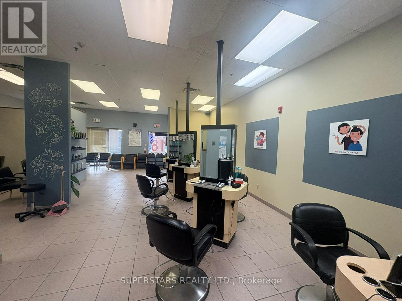 #5 - 14 Wellington Street E, Aurora, Ontario  L4G 1H5 - Photo 6 - N12571154