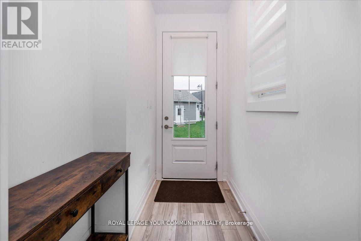 74 Discovery Trail, Midland, Ontario  L4K 0H5 - Photo 17 - S12571188