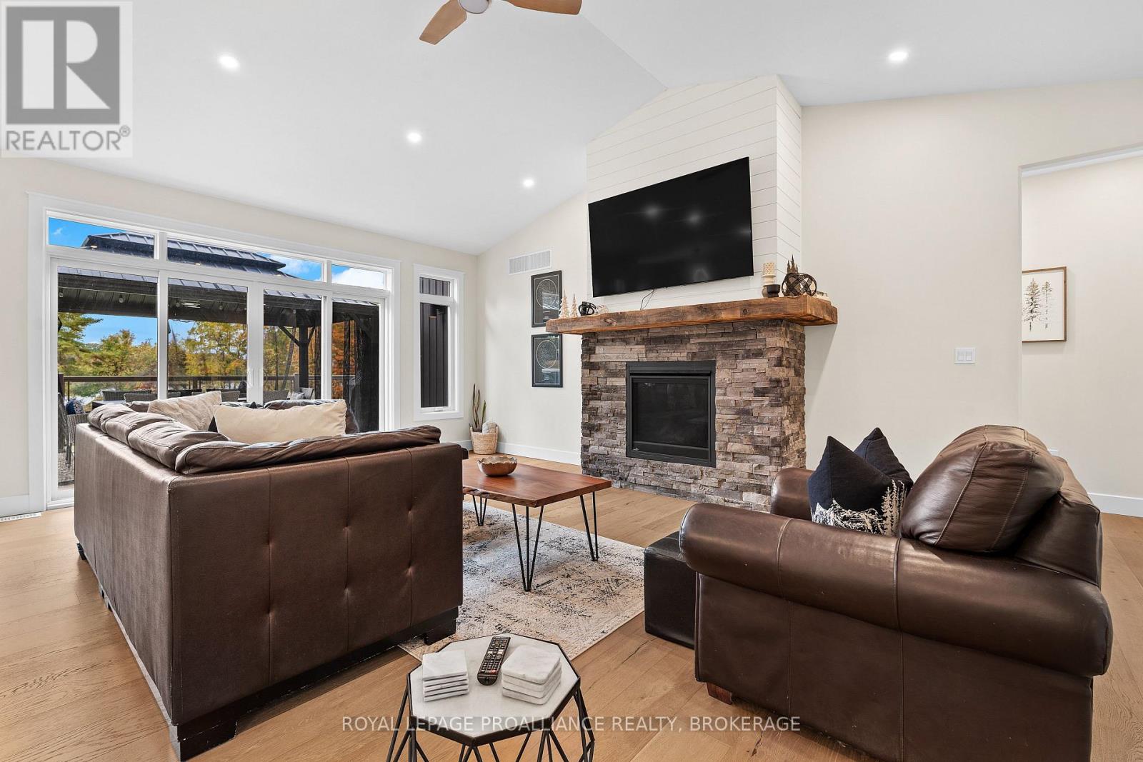 1888 Sunbury Road, Frontenac, Ontario  K0H 1X0 - Photo 15 - X12457067