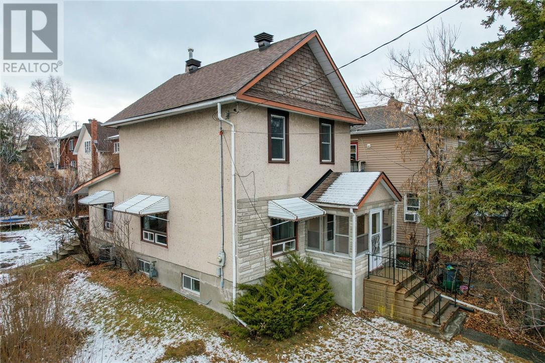 327 St Nicholas Street, Sudbury, Ontario