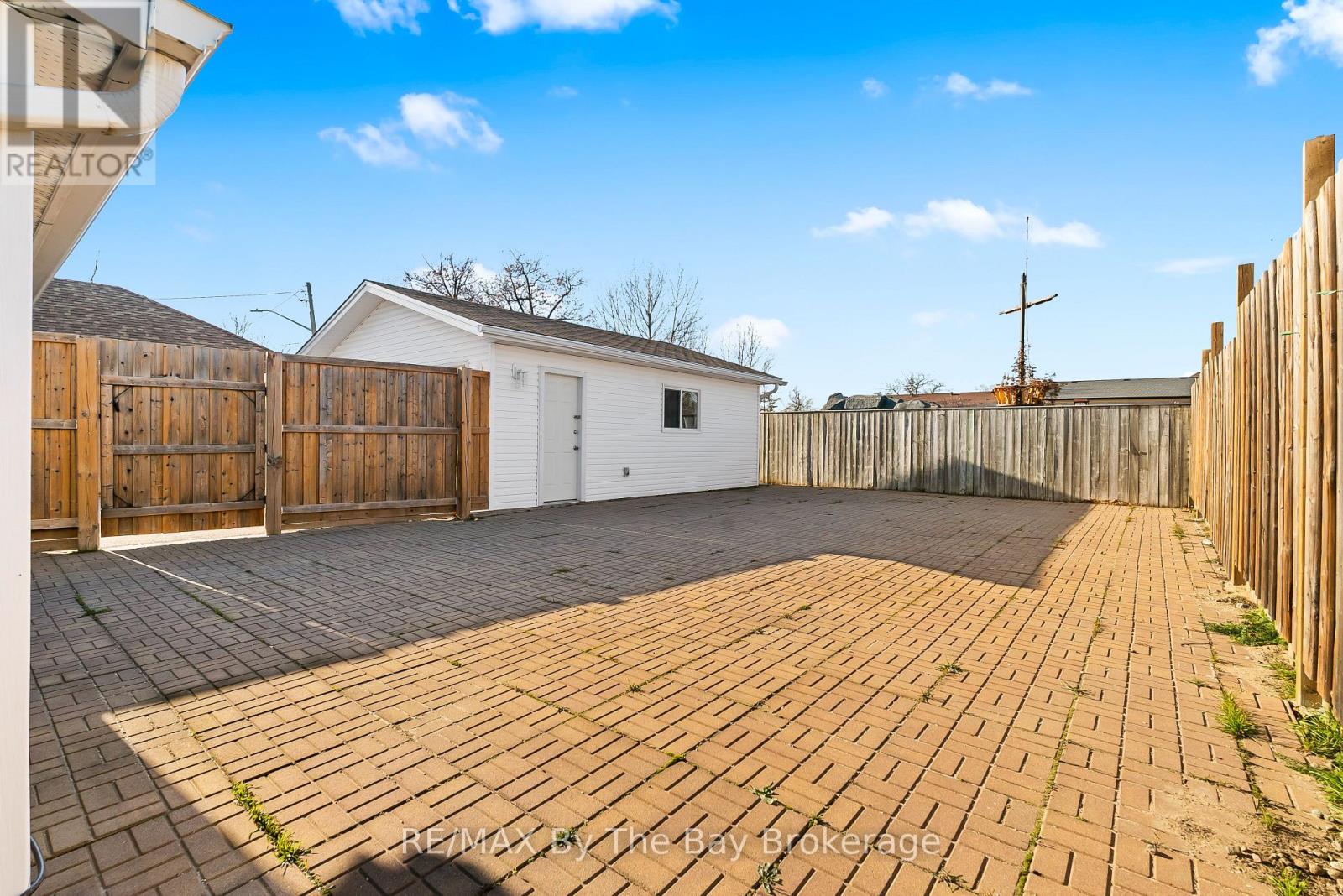 24 Glenwood Drive, Wasaga Beach, Ontario L9Z 2K5 - Photo 22 - S12571242