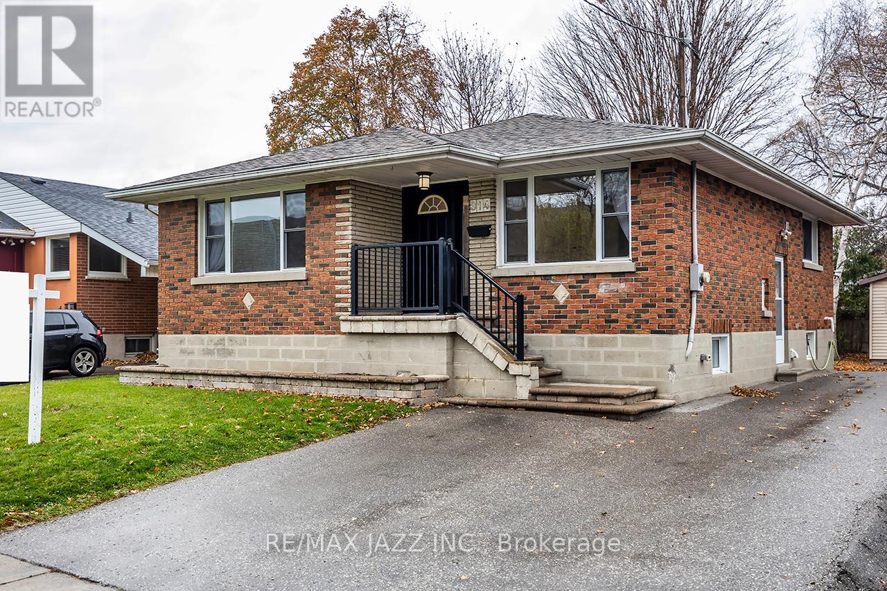 314 Jackson Avenue, Oshawa, Ontario  L1H 3C5 - Photo 1 - E12571218