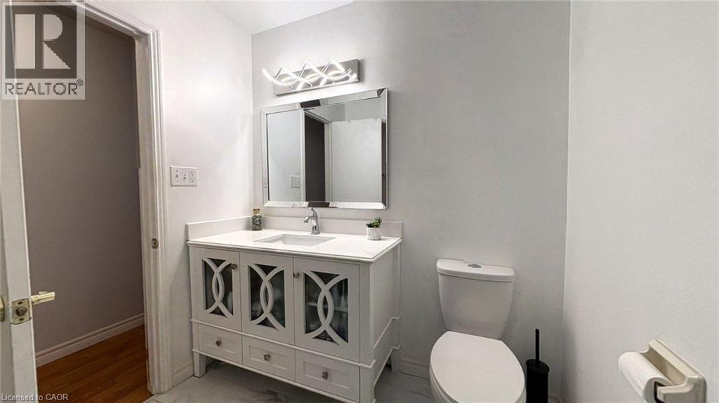 15 Albion Street, Kitchener, Ontario  N2E 2R9 - Photo 30 - 40786417