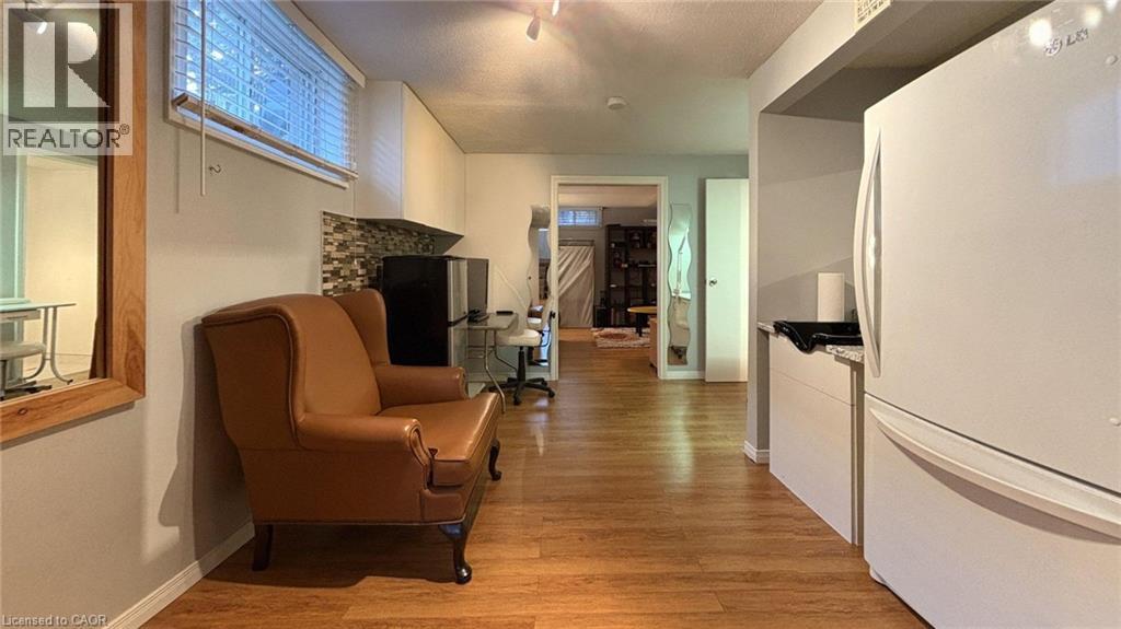 15 Albion Street, Kitchener, Ontario  N2E 2R9 - Photo 31 - 40786417