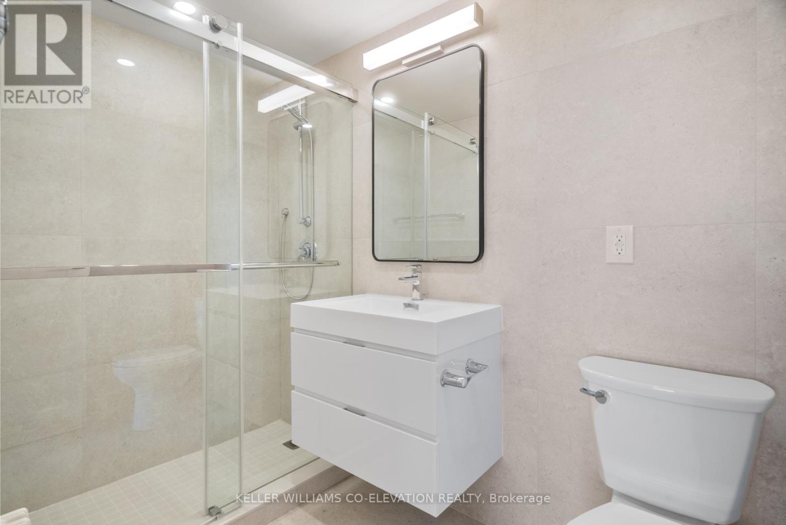 606 - 10 Fontenay Court, Toronto, Ontario  M9A 4W3 - Photo 32 - W12570972