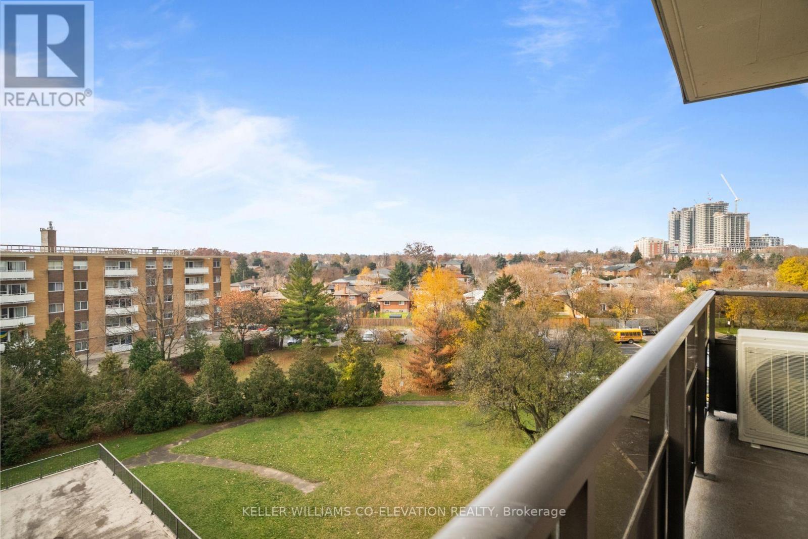 606 - 10 Fontenay Court, Toronto, Ontario  M9A 4W3 - Photo 37 - W12570972