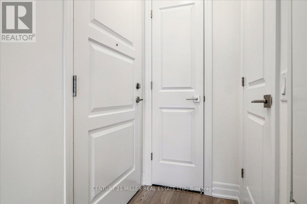 2905 - 36 Elm Drive West Drive, Mississauga, Ontario  L5B 0N3 - Photo 13 - W12570976