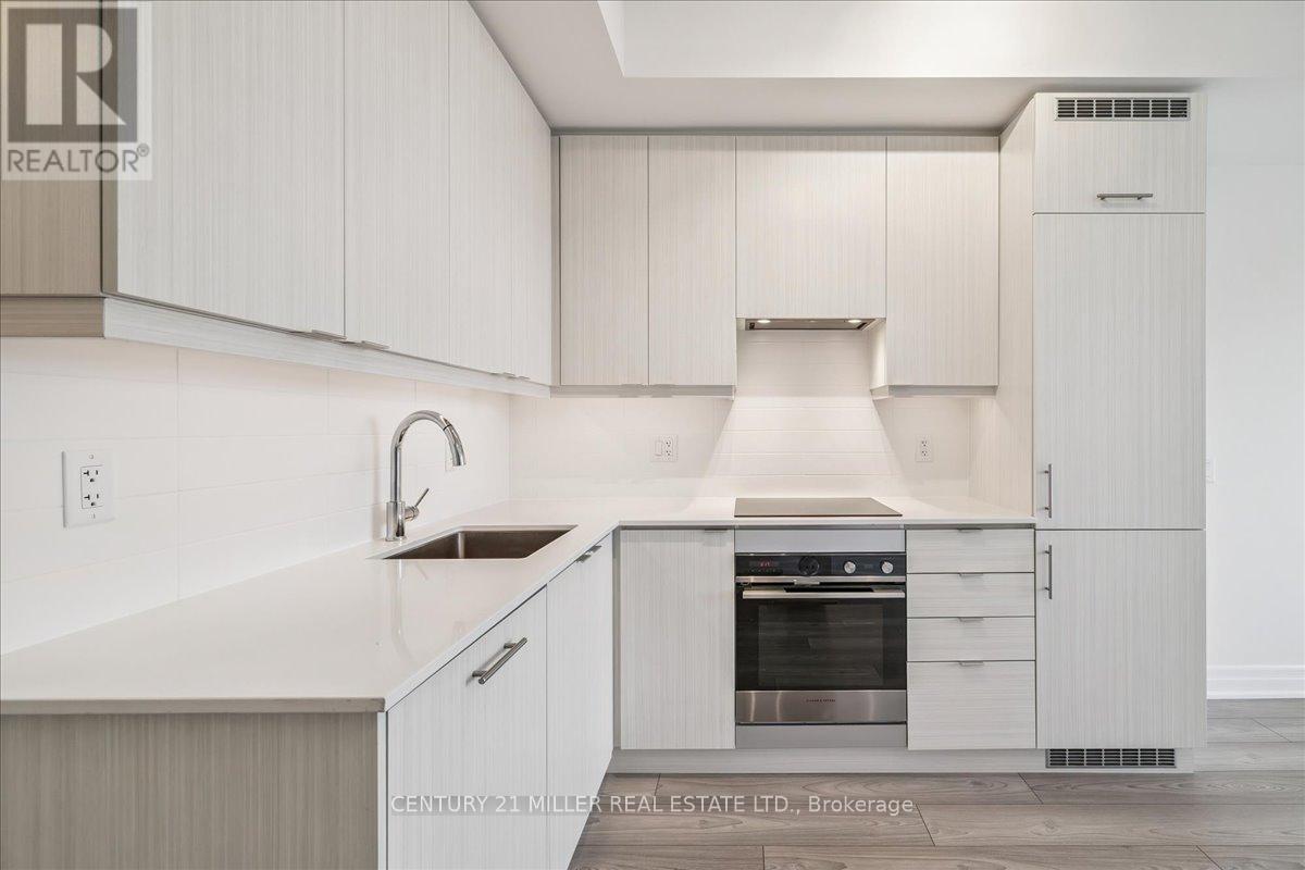 2905 - 36 Elm Drive West Drive, Mississauga, Ontario  L5B 0N3 - Photo 18 - W12570976