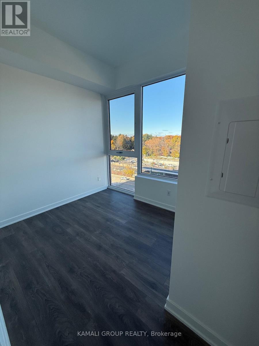 621 - 28 Ann Street, Mississauga, Ontario  L5G 0E1 - Photo 5 - W12570978