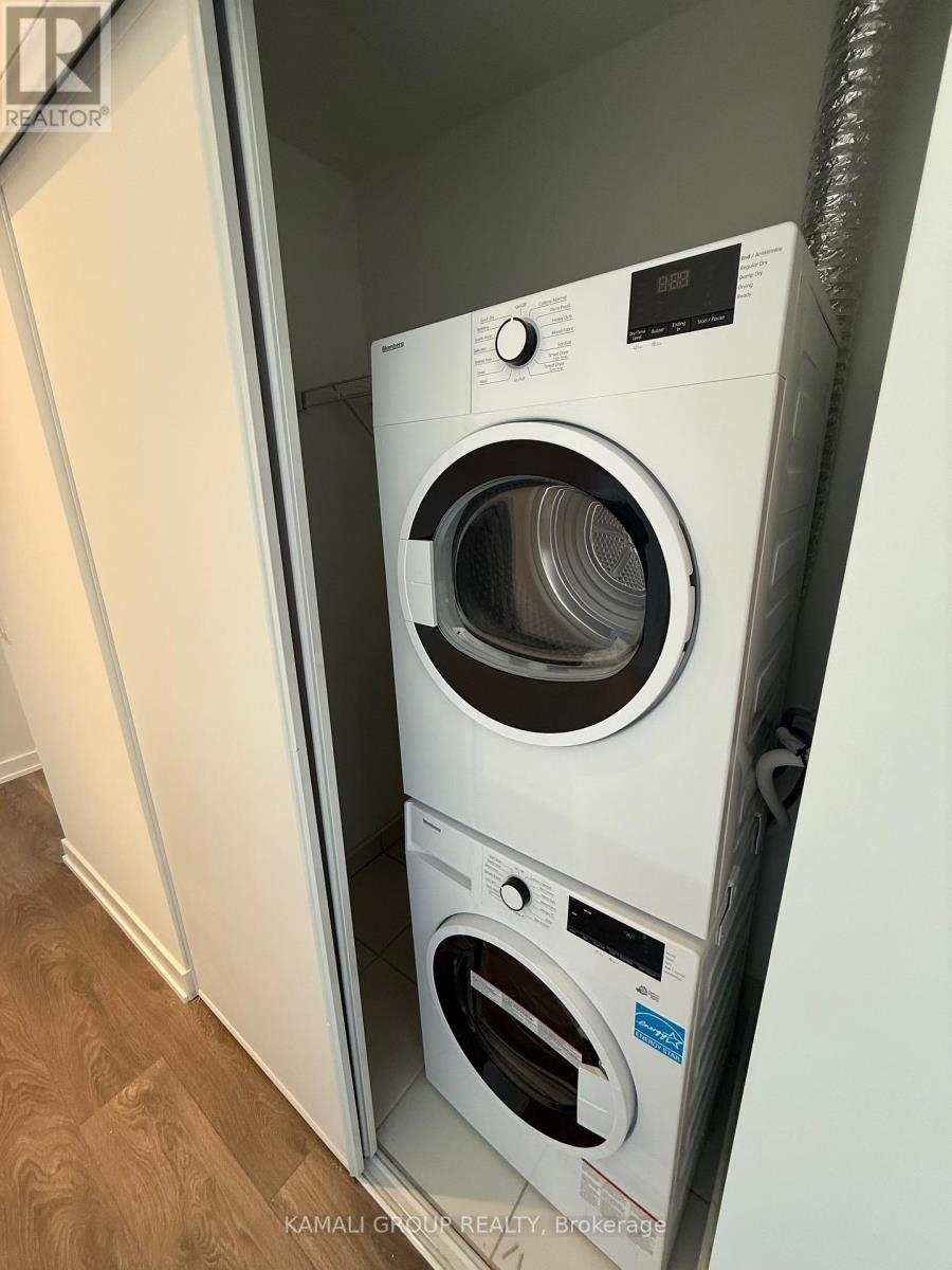 621 - 28 Ann Street, Mississauga, Ontario  L5G 0E1 - Photo 6 - W12570978