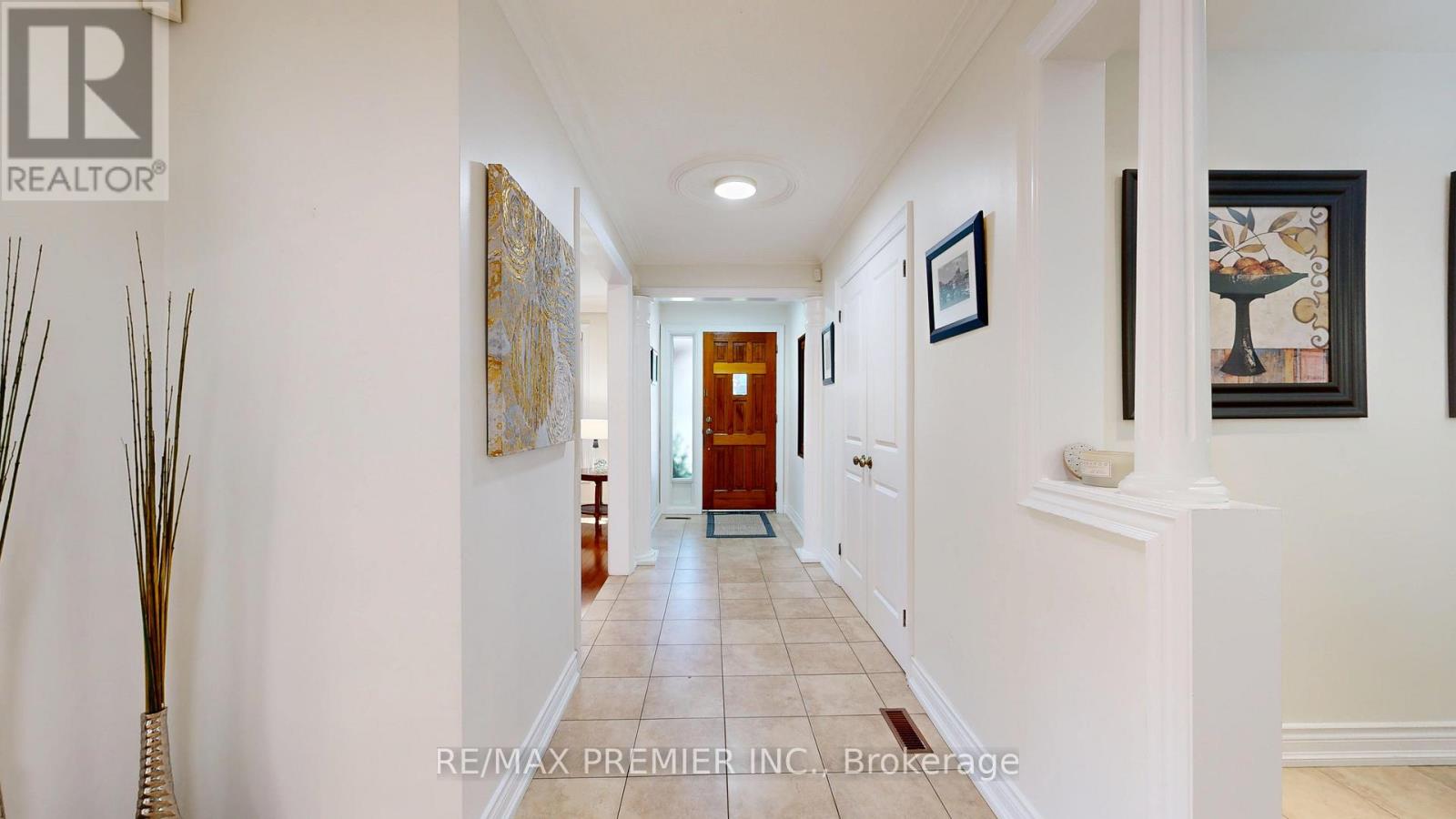 87 Aviemore Drive, Toronto, Ontario  M9L 2L9 - Photo 16 - W12570982