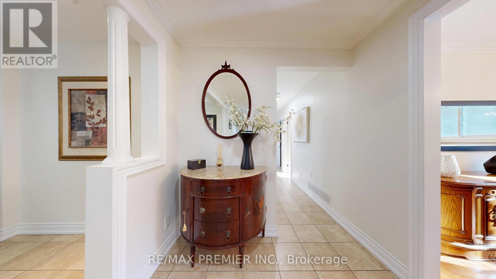 87 Aviemore Drive, Toronto, Ontario  M9L 2L9 - Photo 17 - W12570982