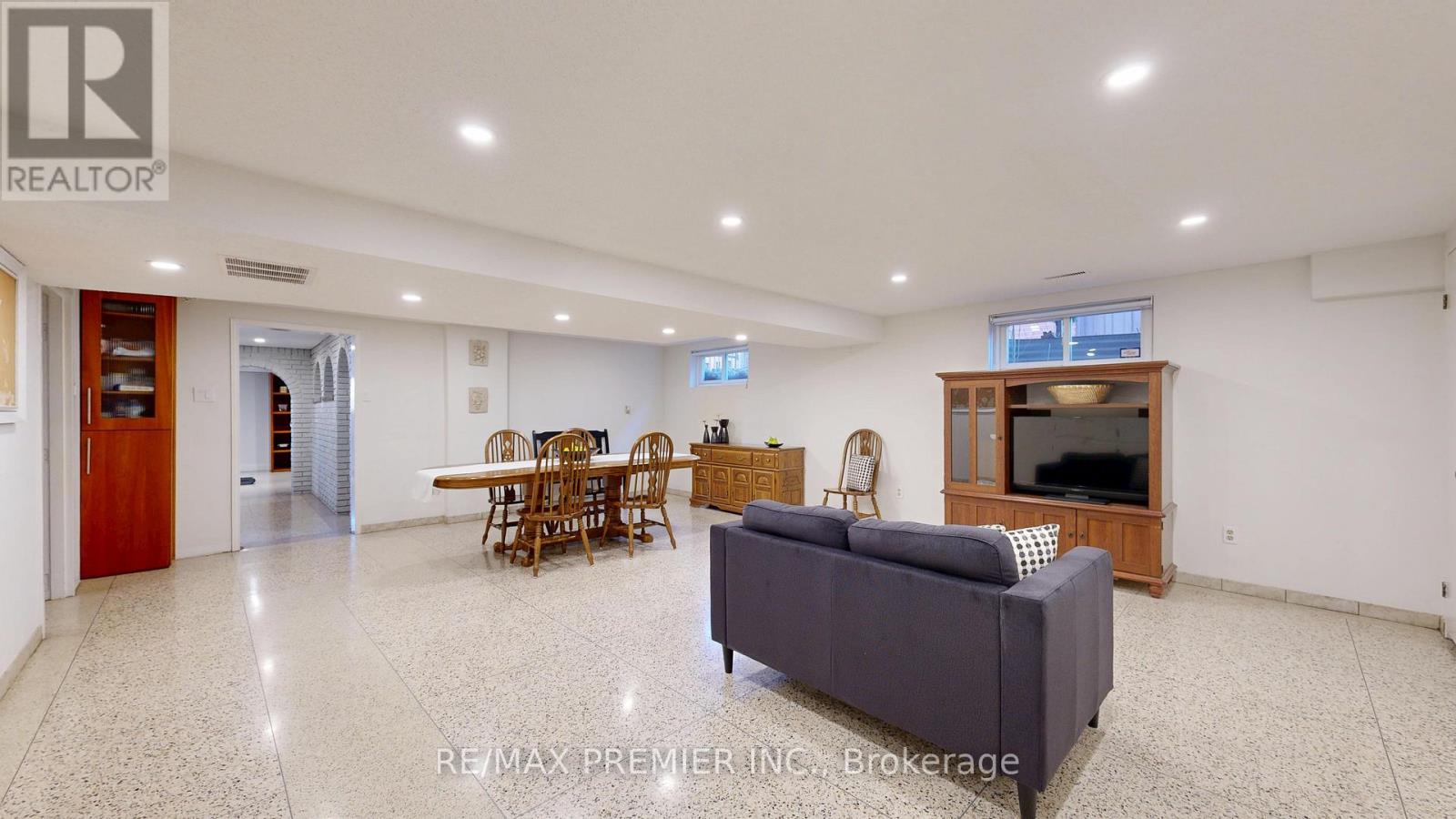 87 Aviemore Drive, Toronto, Ontario  M9L 2L9 - Photo 42 - W12570982