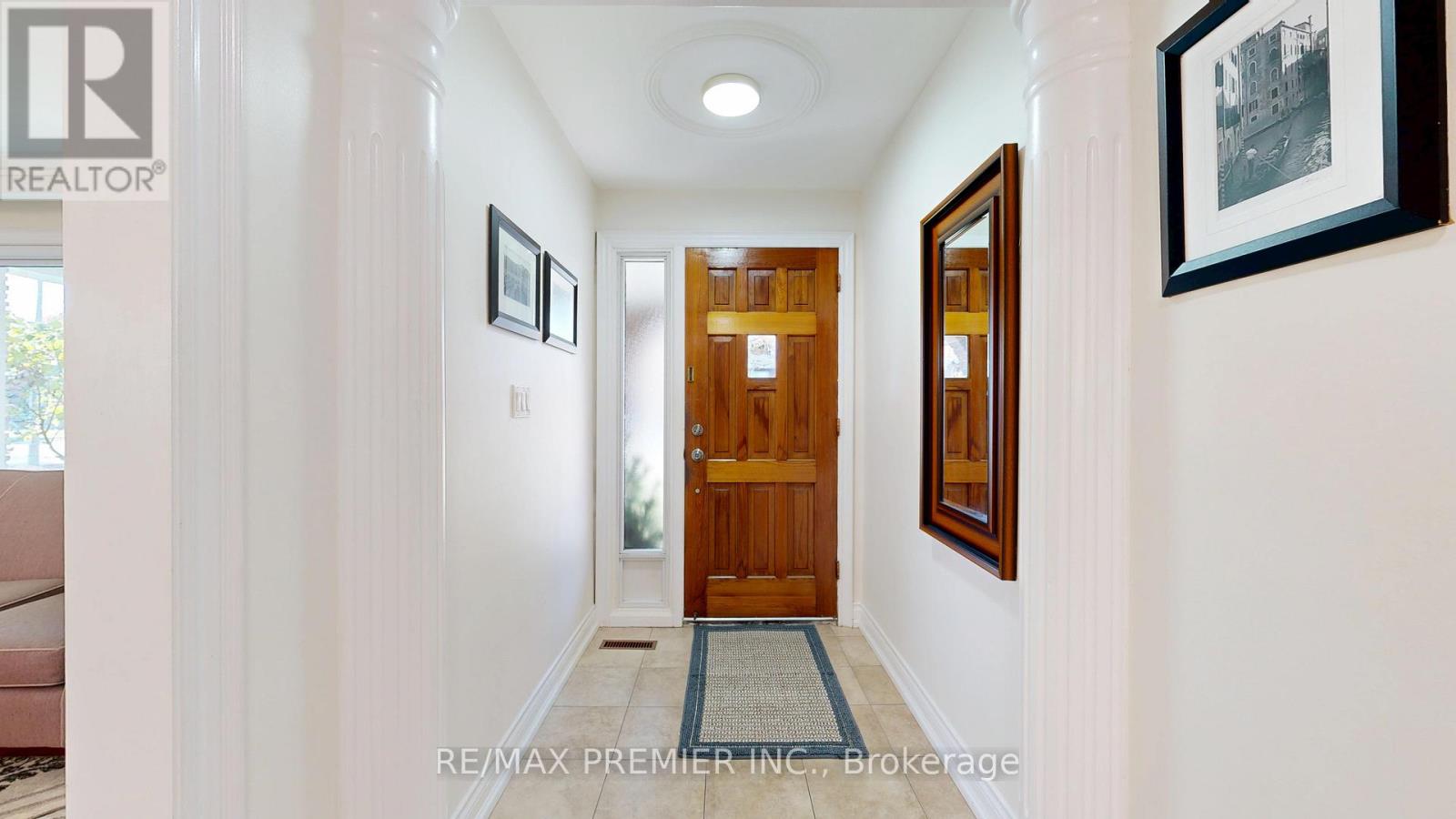 87 Aviemore Drive, Toronto, Ontario  M9L 2L9 - Photo 8 - W12570982