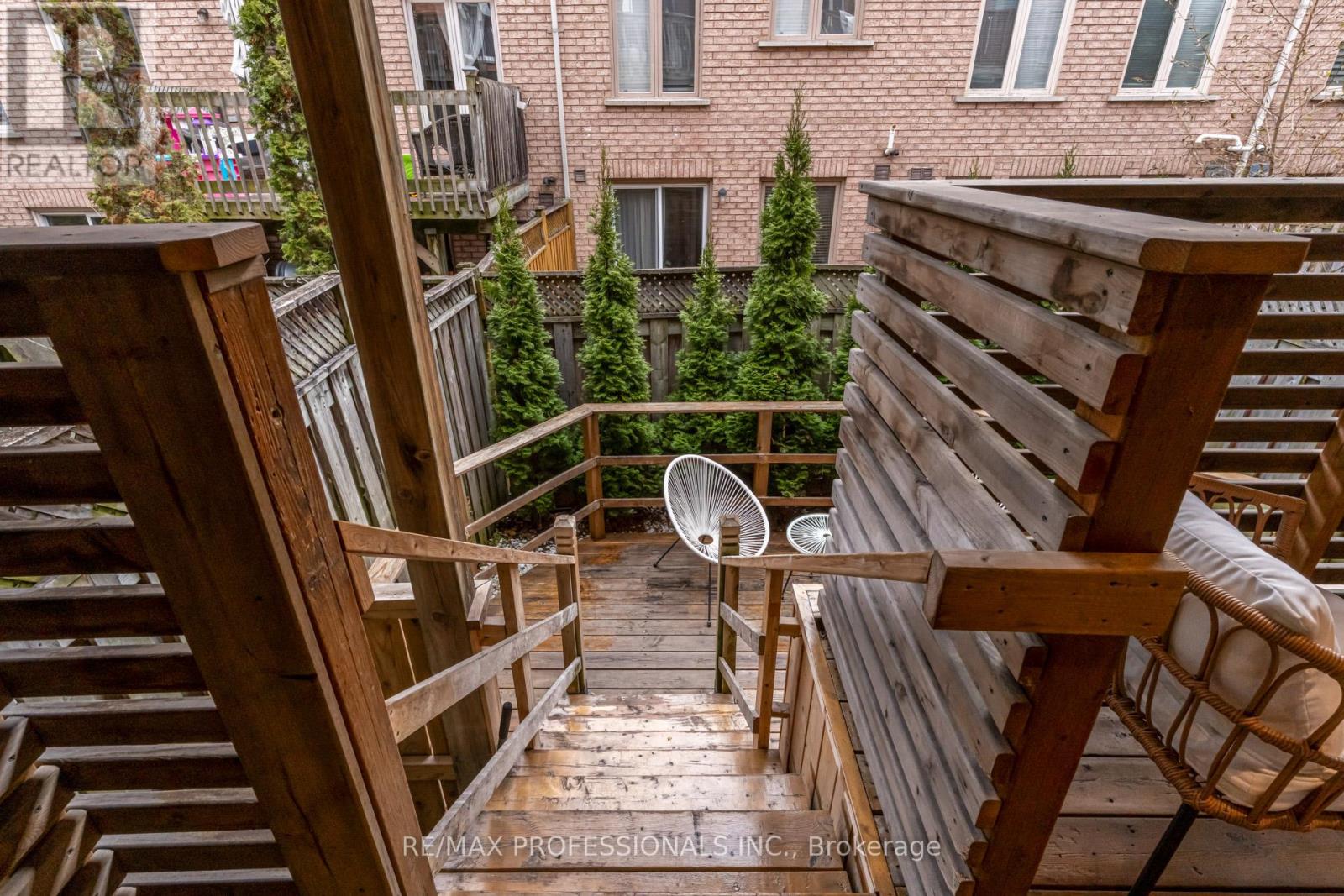 105 Harbourview Crescent, Toronto, Ontario  M8V 4A9 - Photo 37 - W12571020