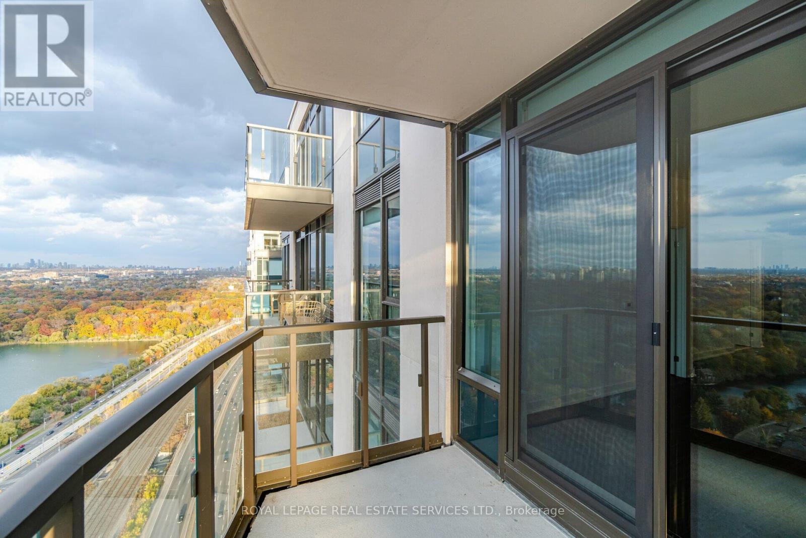 4101 - 1928 Lake Shore Boulevard W, Toronto, Ontario  M6S 0B1 - Photo 38 - W12571122