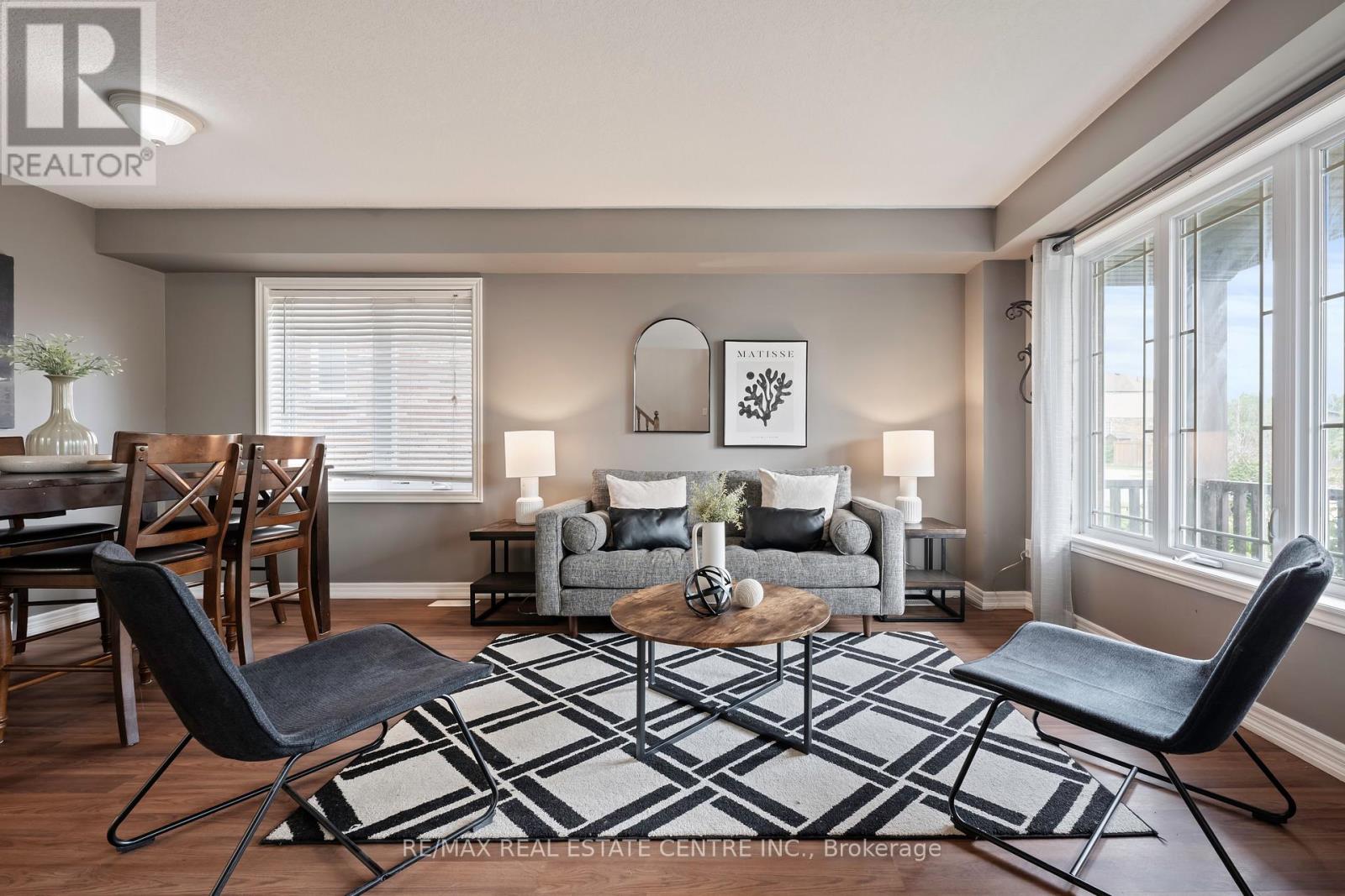 6 Maude Court, Orangeville, Ontario  L9W 0A3 - Photo 2 - W12571152