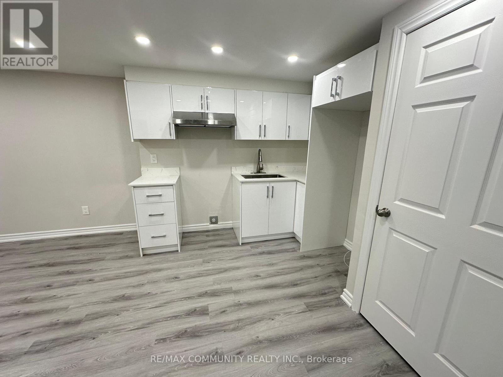 Basement - 46 Delambray Street, Brampton, Ontario  K6H 5R6 - Photo 8 - W12571166
