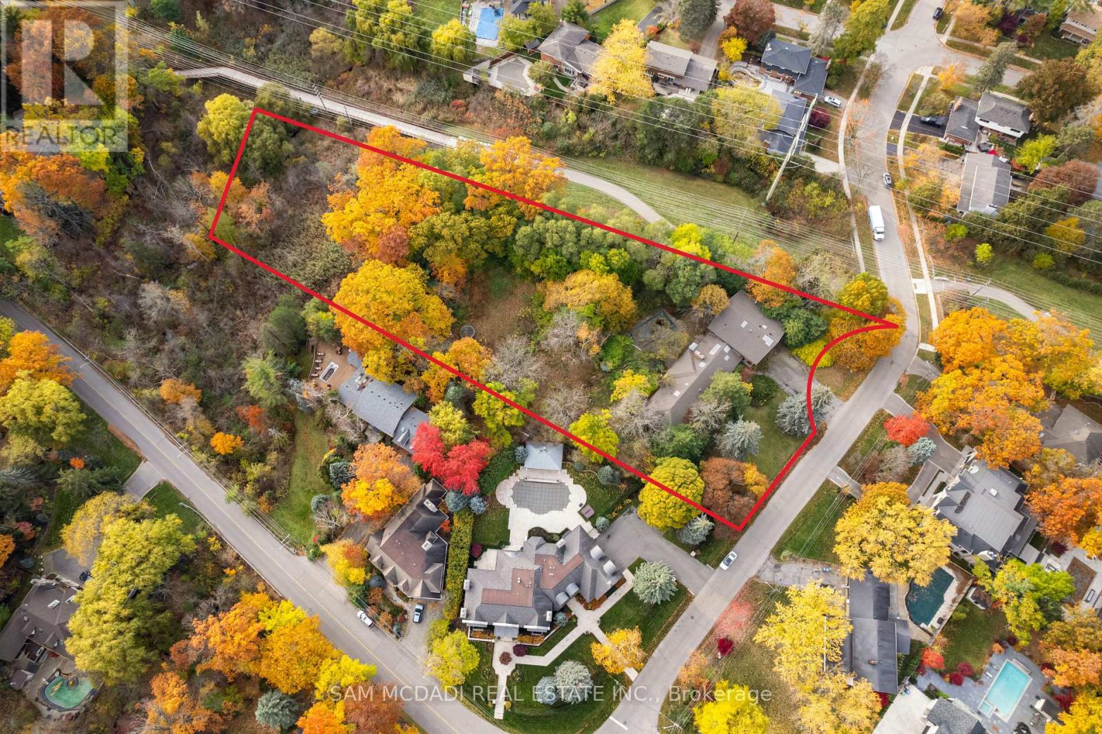 1310 RAVINE DRIVE, Mississauga, Ontario