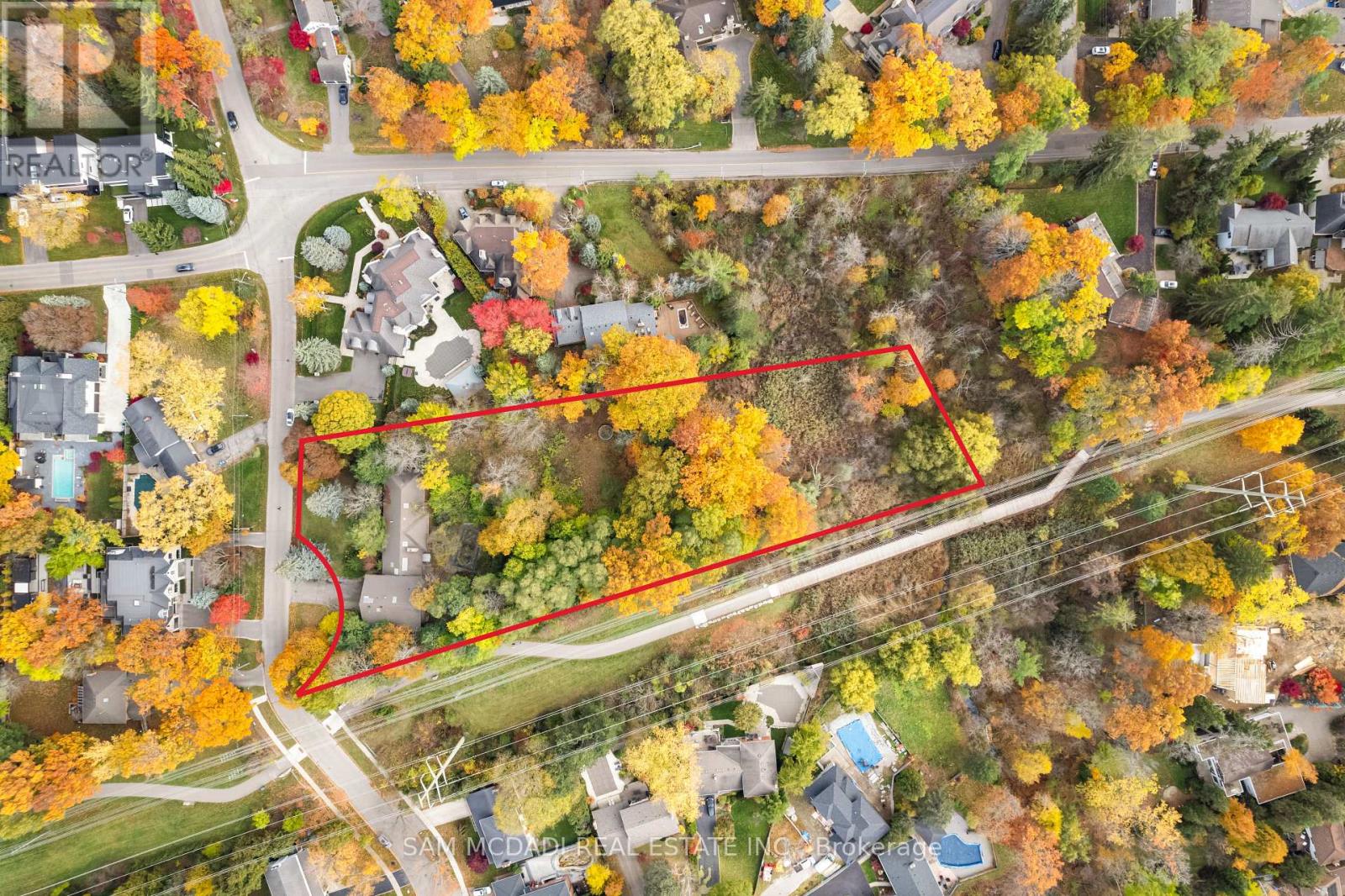 1310 Ravine Drive, Mississauga, Ontario  L5J 3E5 - Photo 5 - W12571168