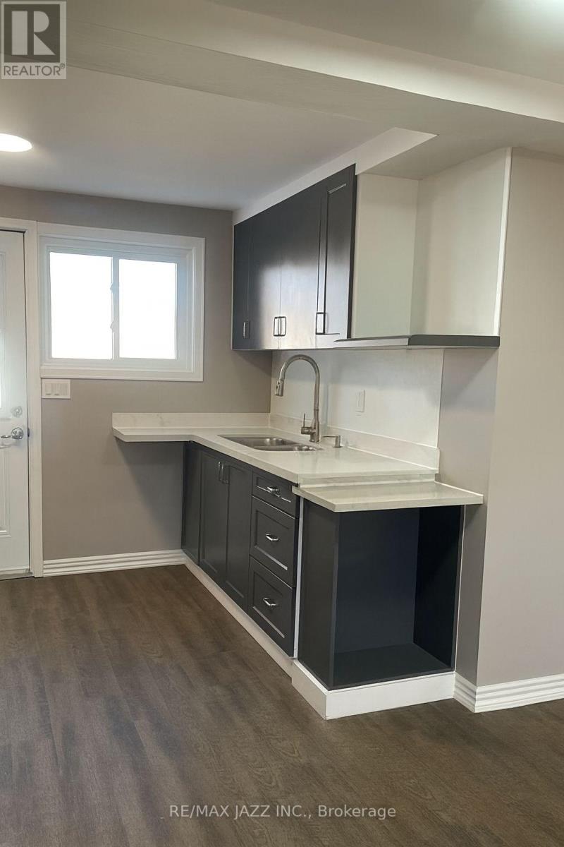 37-43 Leonard Avenue, Quinte West, Ontario  K8V 2R3 - Photo 4 - X12571210