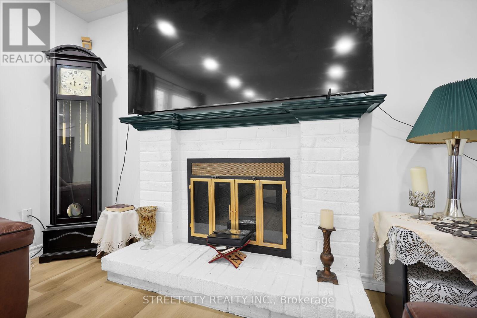 713 Guildwood Boulevard, London North, Ontario  N6H 5G2 - Photo 13 - X12571244