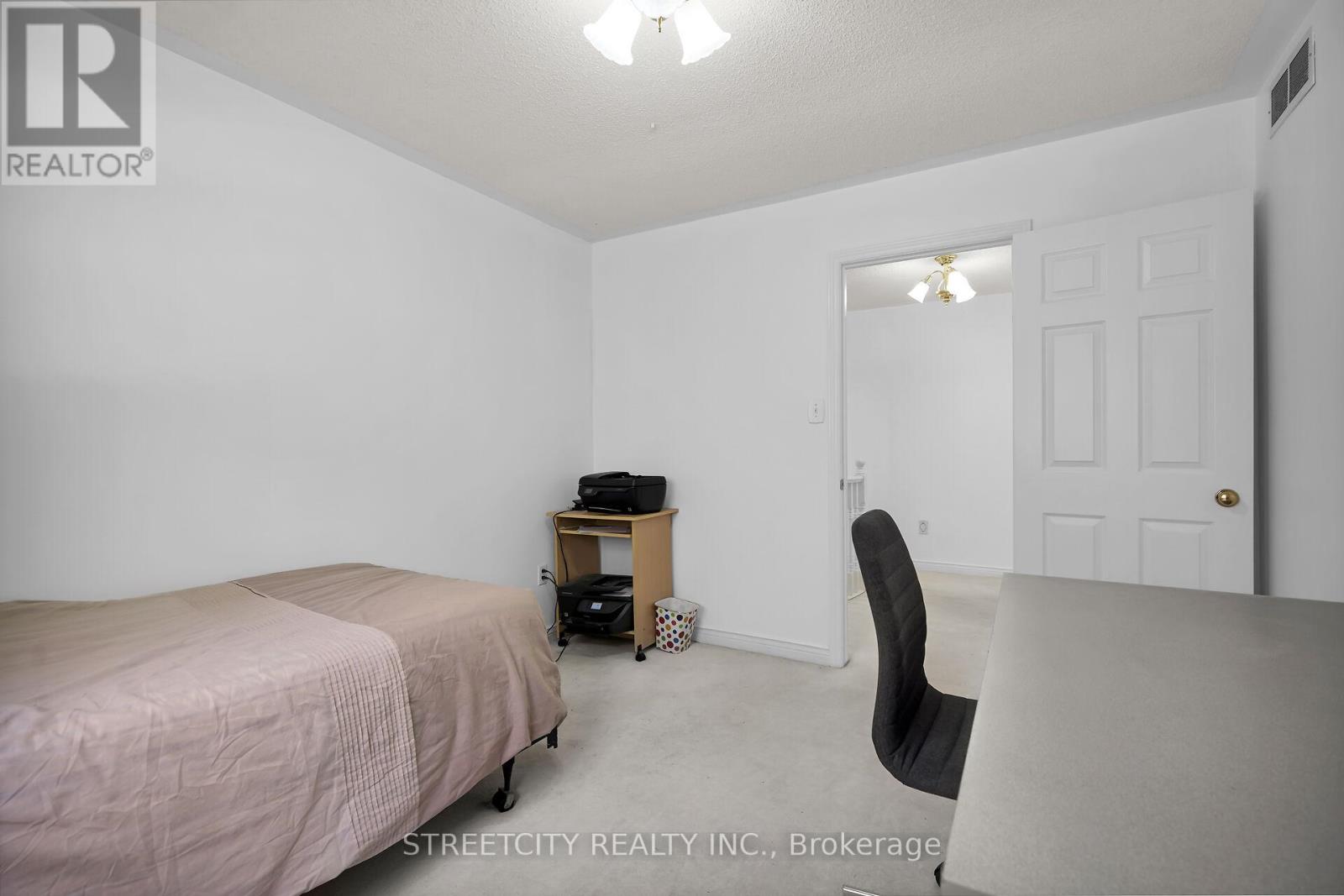 713 Guildwood Boulevard, London North, Ontario  N6H 5G2 - Photo 32 - X12571244