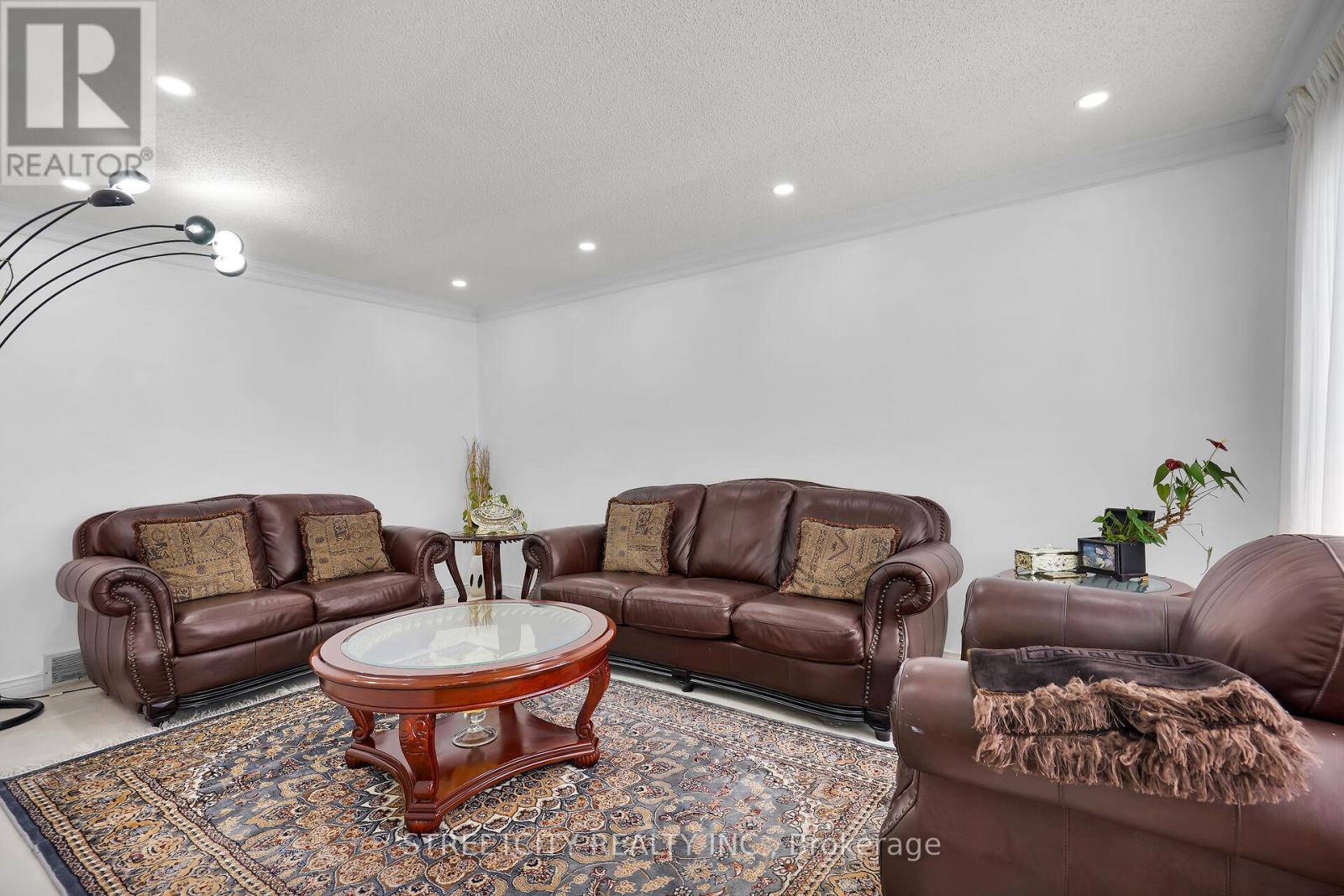 713 Guildwood Boulevard, London North, Ontario  N6H 5G2 - Photo 7 - X12571244