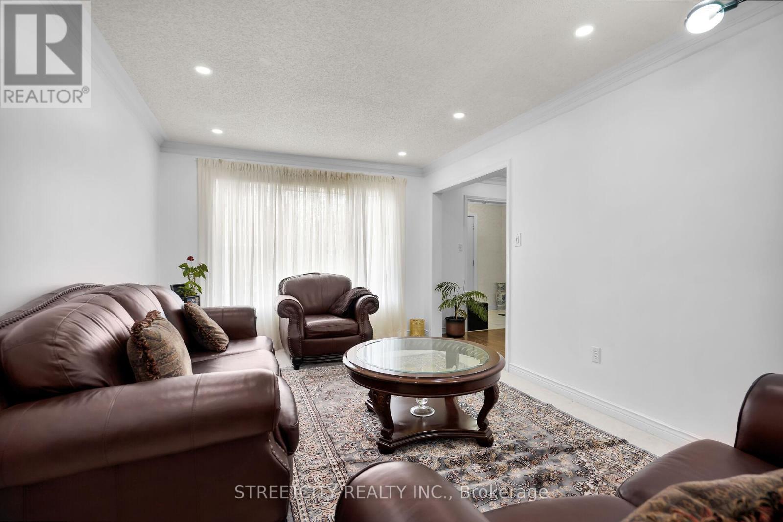 713 Guildwood Boulevard, London North, Ontario  N6H 5G2 - Photo 8 - X12571244