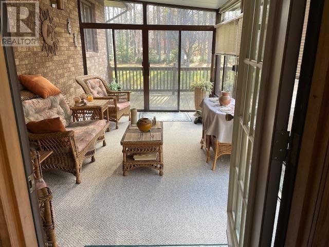 2265 Ponderosa Drive, Thunder Bay, Ontario  P7K 1G6 - Photo 9 - TB253416