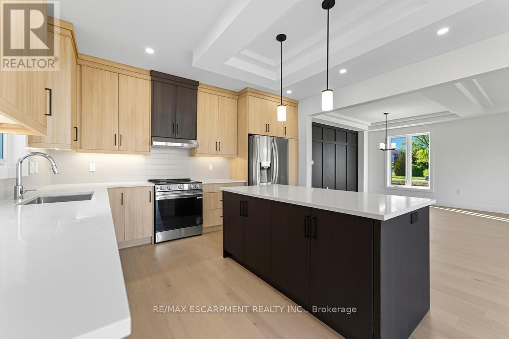 1313 Baseline Road, Hamilton, Ontario  L8E 5G1 - Photo 8 - X12570992