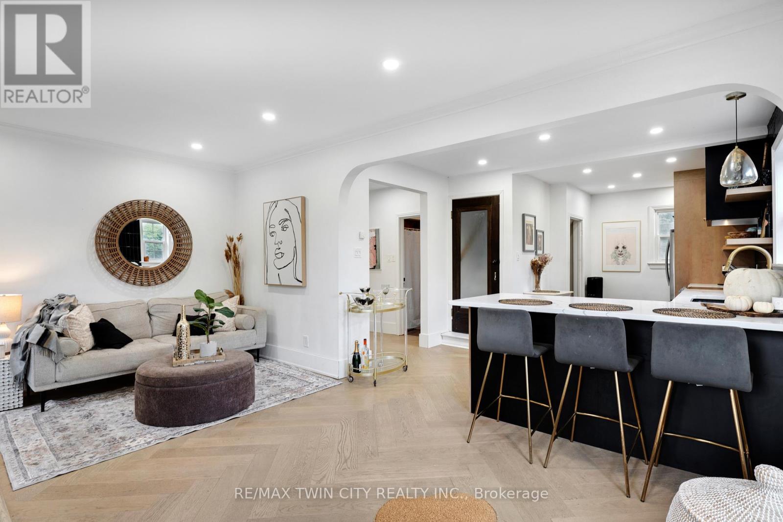 360 Luella Street, Kitchener, Ontario  N2H 2J4 - Photo 15 - X12571028