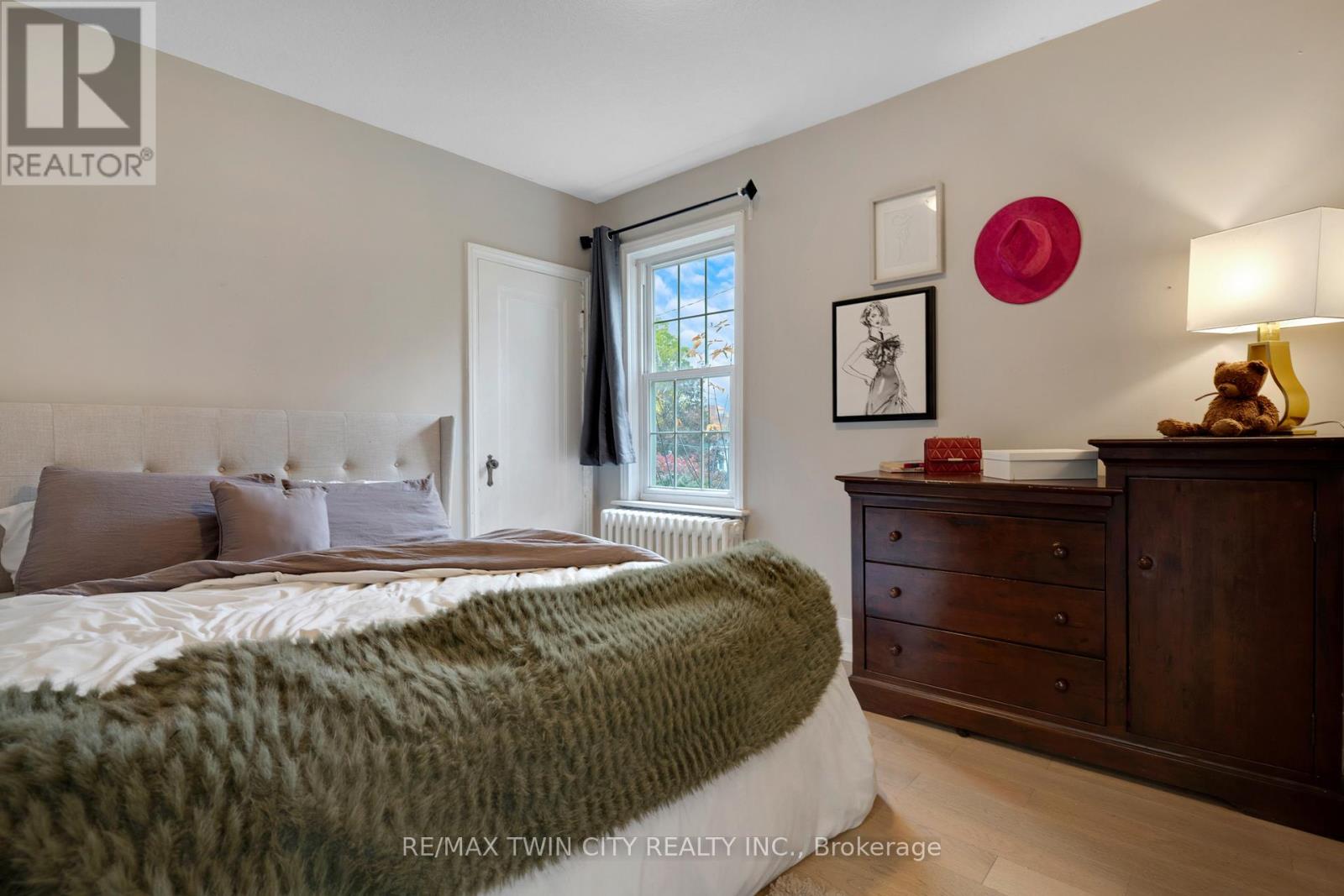 360 Luella Street, Kitchener, Ontario  N2H 2J4 - Photo 30 - X12571028