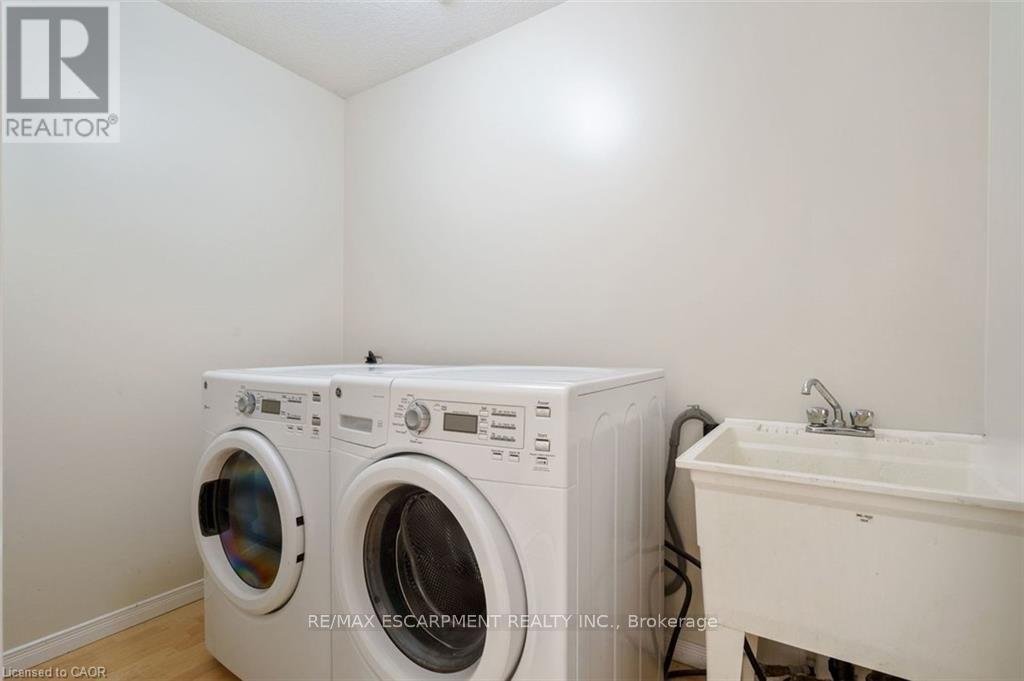 P87 - 175 David Bergey Drive, Kitchener, Ontario  N2E 4H8 - Photo 15 - X12571092