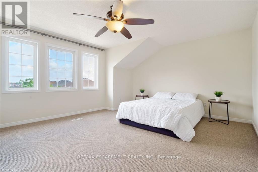 P87 - 175 David Bergey Drive, Kitchener, Ontario  N2E 4H8 - Photo 18 - X12571092