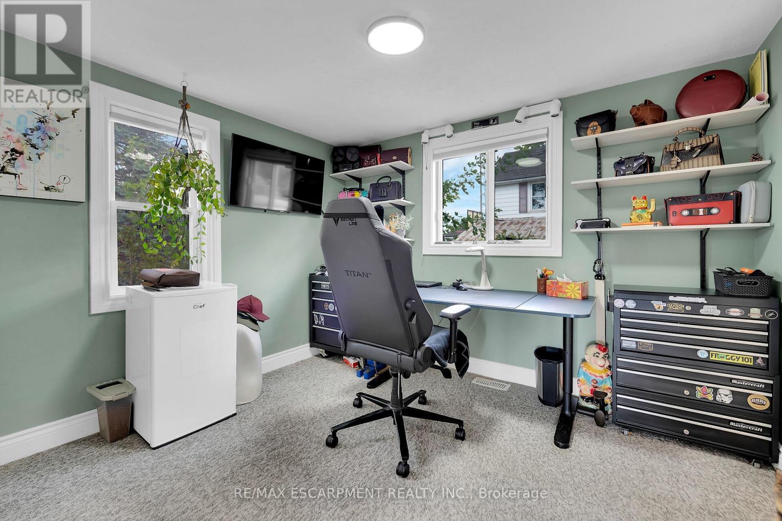 805 Broad Street E, Haldimand, Ontario  N1A 1H4 - Photo 18 - X12571130