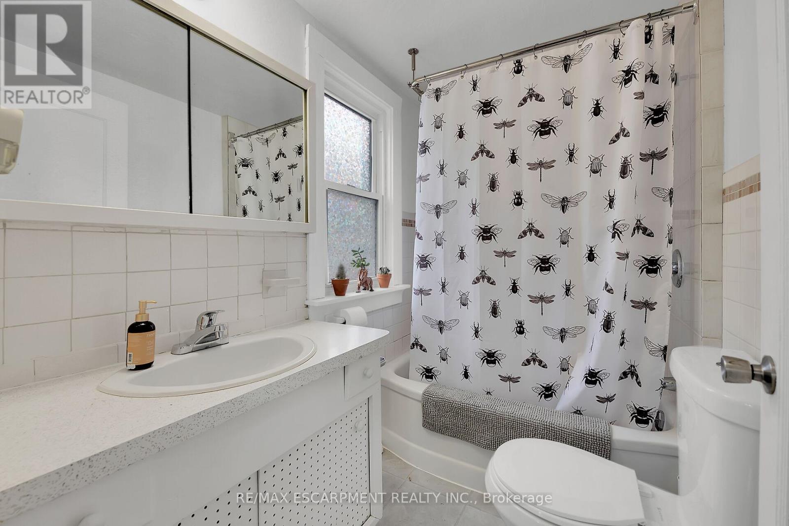 805 Broad Street E, Haldimand, Ontario  N1A 1H4 - Photo 19 - X12571130