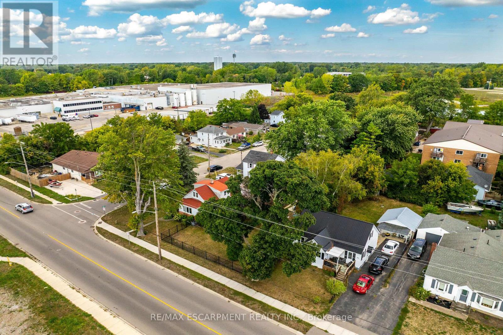 805 Broad Street E, Haldimand, Ontario  N1A 1H4 - Photo 46 - X12571130