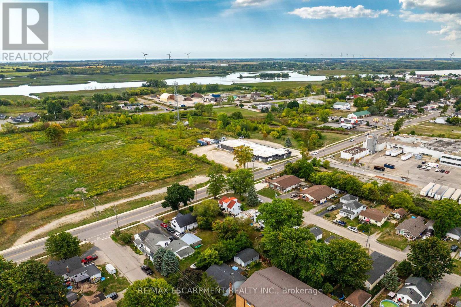 805 Broad Street E, Haldimand, Ontario  N1A 1H4 - Photo 50 - X12571130