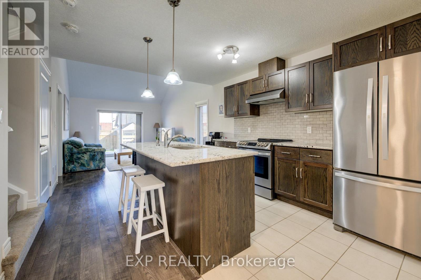 42 Finoro Crescent, Woolwich, Ontario  N3B 0C3 - Photo 10 - X12571134