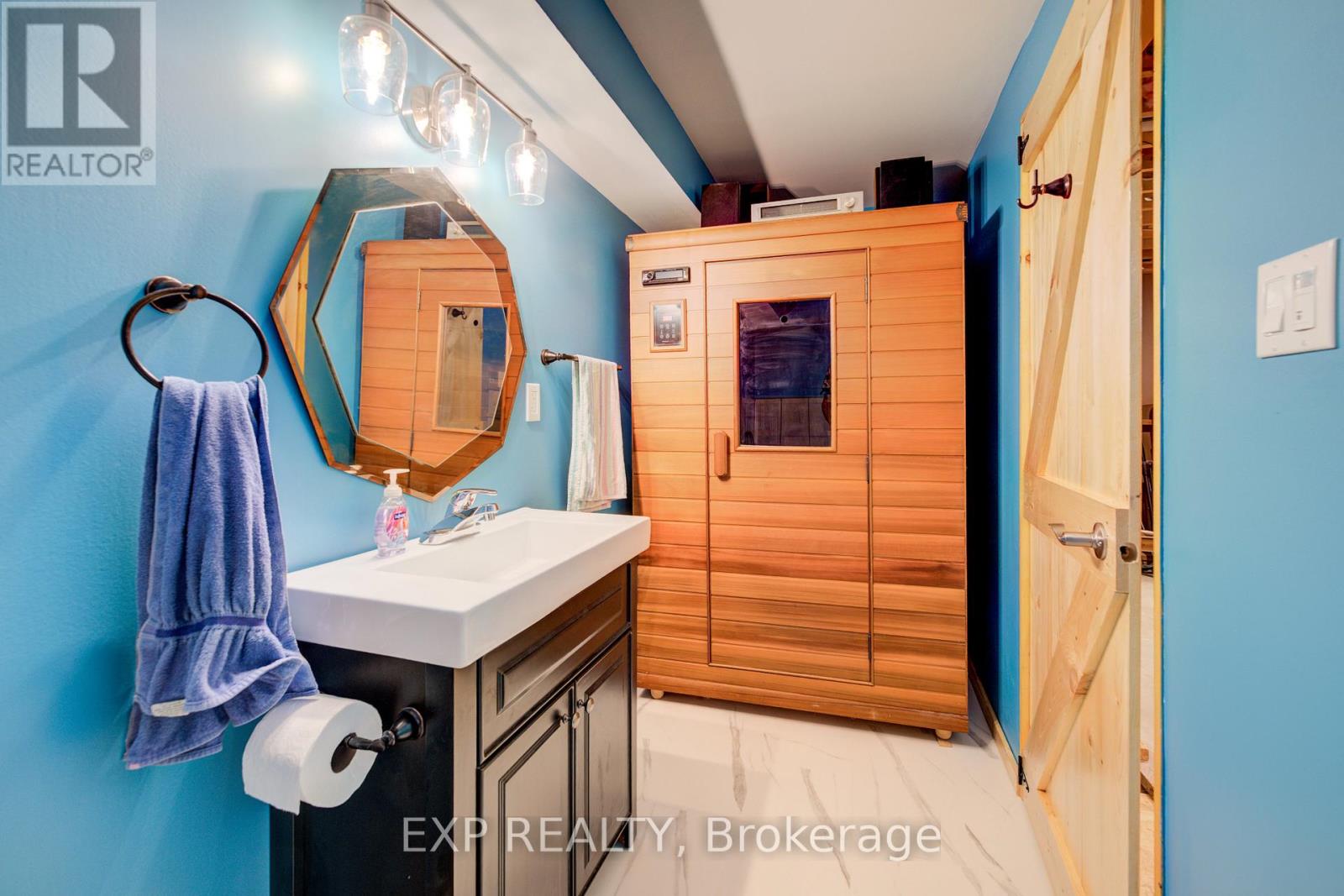 42 Finoro Crescent, Woolwich, Ontario  N3B 0C3 - Photo 38 - X12571134