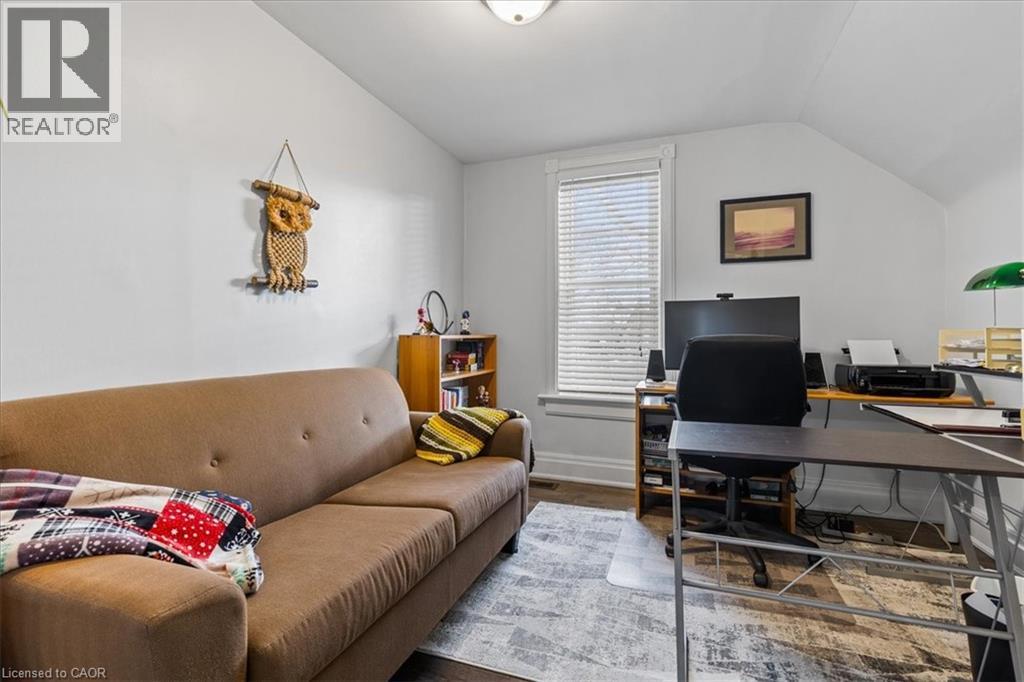 15 Glasgow Street, Kitchener, Ontario  N2G 2G5 - Photo 22 - 40788961