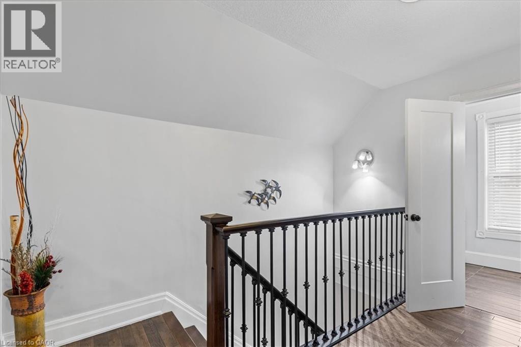 15 Glasgow Street, Kitchener, Ontario  N2G 2G5 - Photo 25 - 40788961