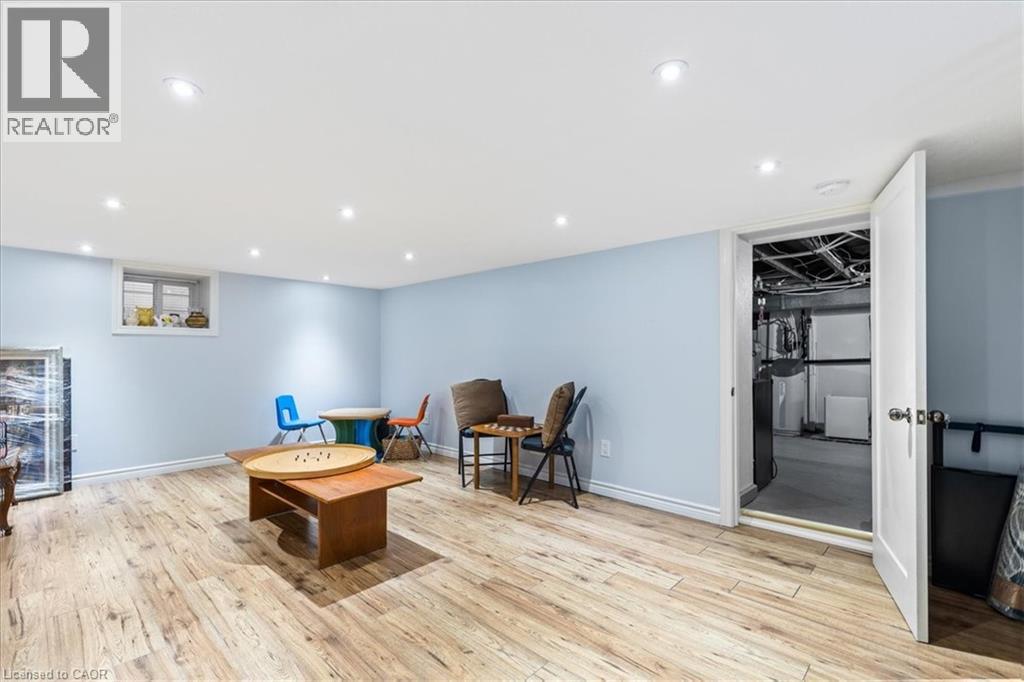 15 Glasgow Street, Kitchener, Ontario  N2G 2G5 - Photo 33 - 40788961