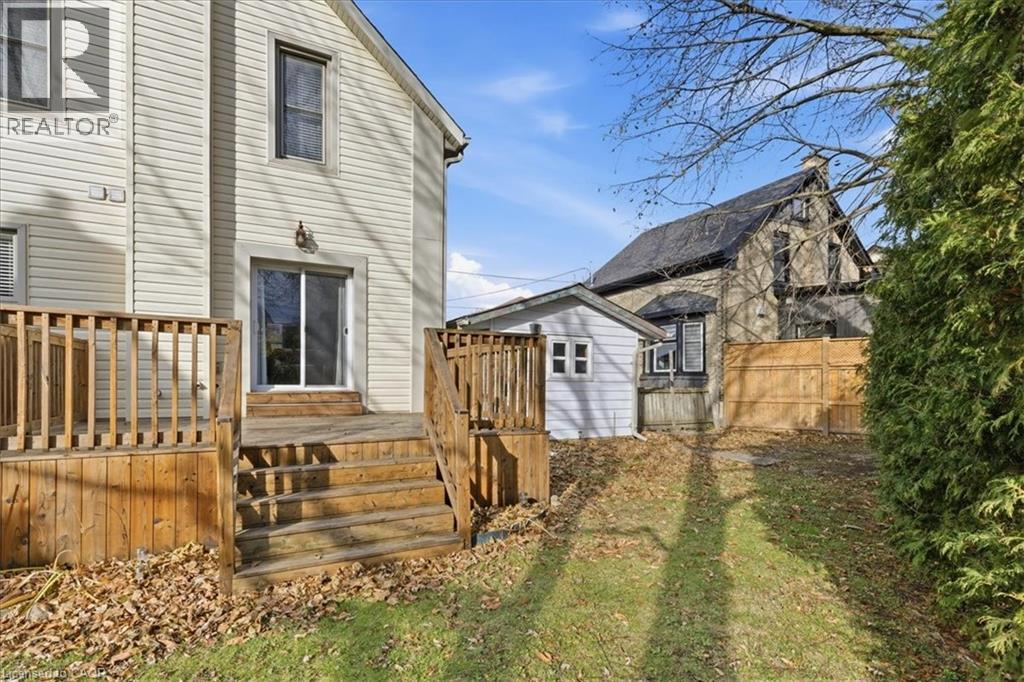 15 Glasgow Street, Kitchener, Ontario  N2G 2G5 - Photo 37 - 40788961