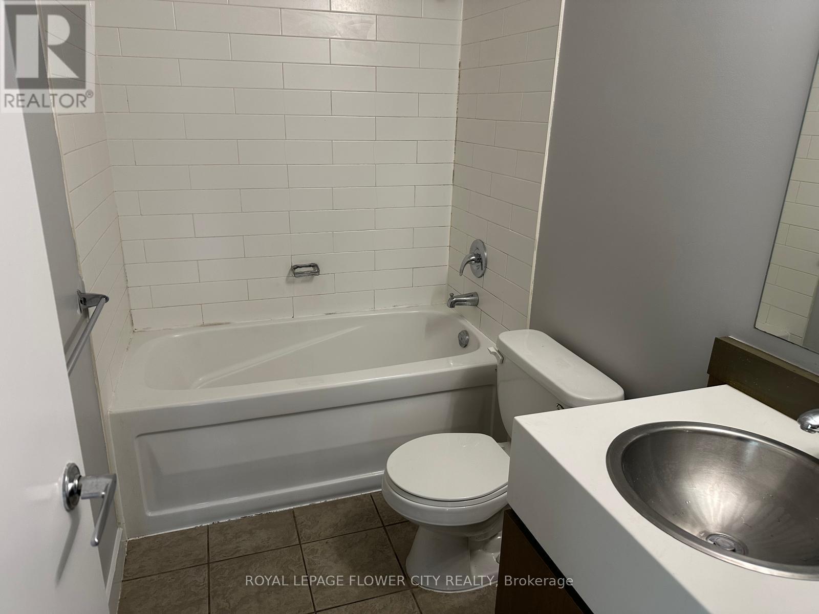 509 - 35 Mariner Terrace, Toronto, Ontario  M5V 3V9 - Photo 21 - C12563052