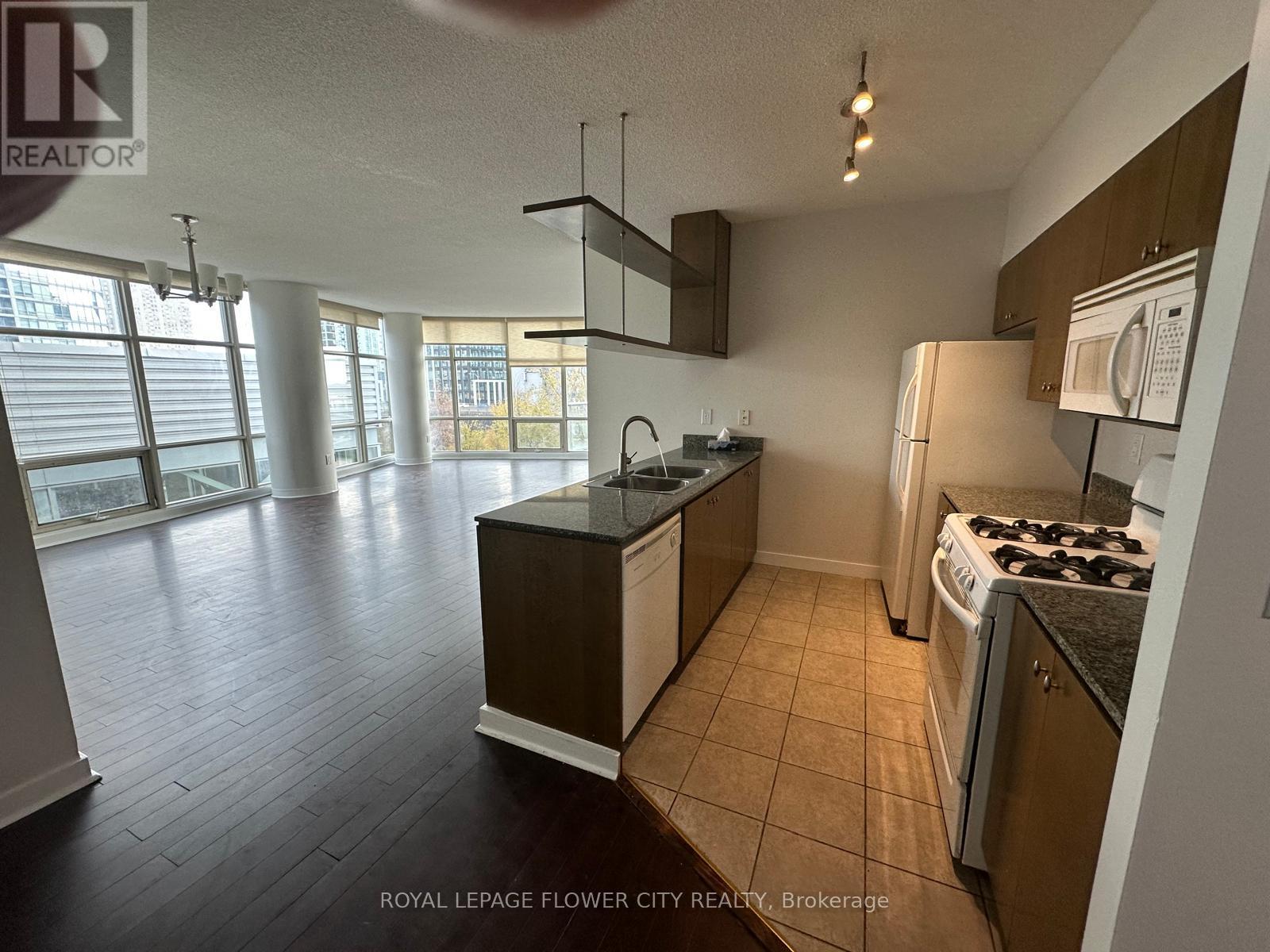 509 - 35 Mariner Terrace, Toronto, Ontario  M5V 3V9 - Photo 24 - C12563052