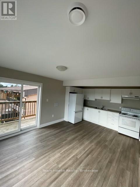 2 Tessier Drive, Penetanguishene, Ontario  L9M 1V4 - Photo 19 - S12567720